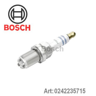 Свічка запалювання Bosch 0242235715