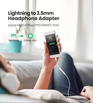 Адаптер UGREEN US212 Lightning to 3.5mm Headphone Jack Adapter