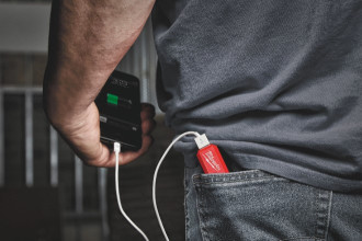 Акумулятор Li-Ion Повербанк 2,1А PPS-301 с зарядним пристроєм USB L4 MILWAUKEE 4932493335