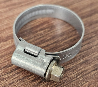 Хомут металевий 20-32